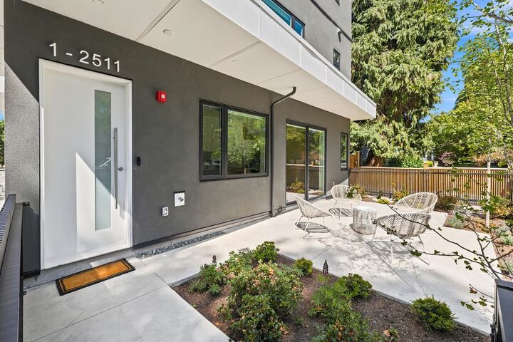 Property Photo: 2511 Kitchener Street 1 BC V5K 3C7