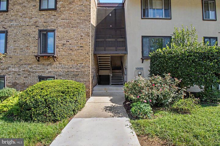 Property Photo: 10085 Windstream Drive 4 MD 21044