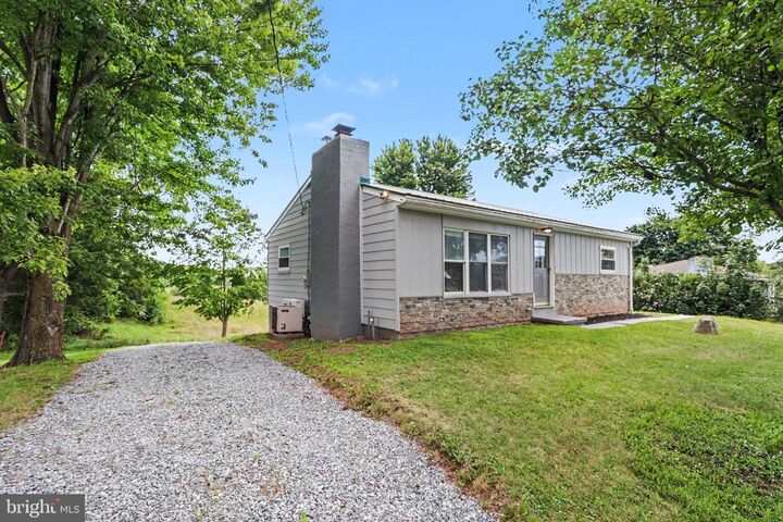 Property Photo:  45 Windy Hill Road  PA 17090 