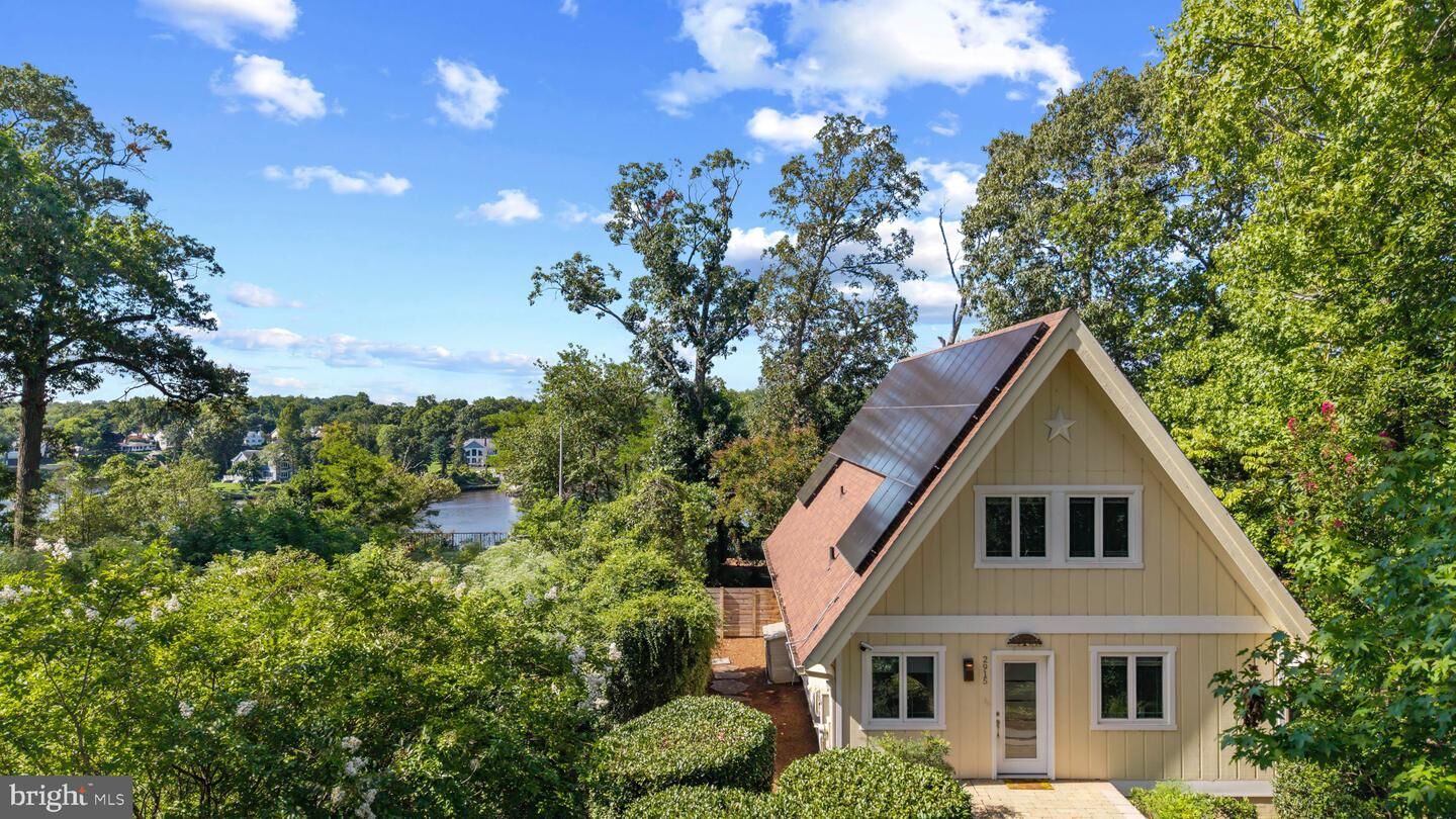 Property Photo: 2915 South Court MD 21401