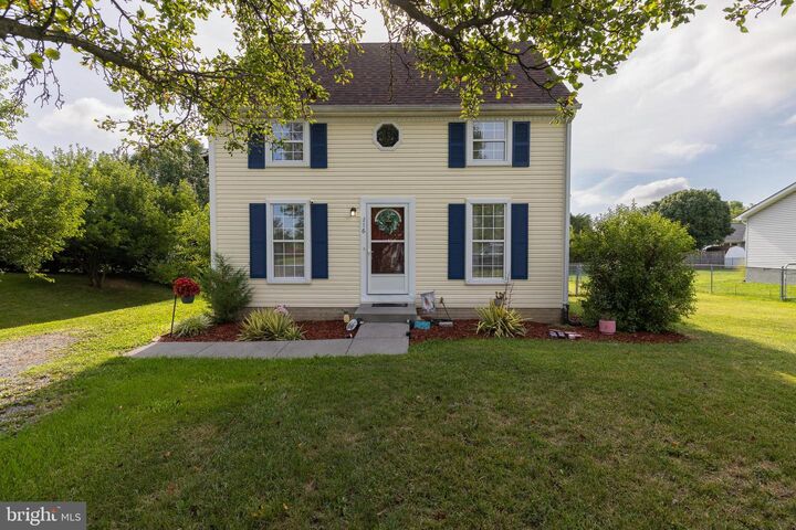 Property Photo: 216 Nightingale VA 22655