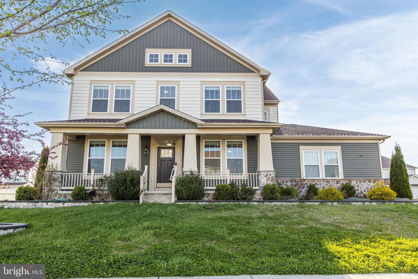 Property Photo:  1756 Michelangelo Drive  DE 19709 