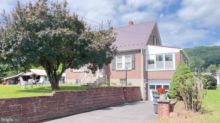 Property Photo: 13017 Acre Lane NE MD 21502