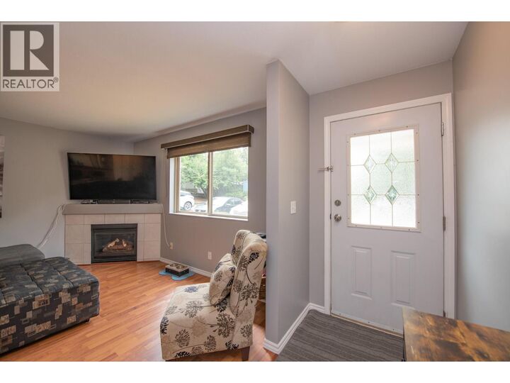 Property Photo: 1607 43 Avenue 202 BC V1T 9R9