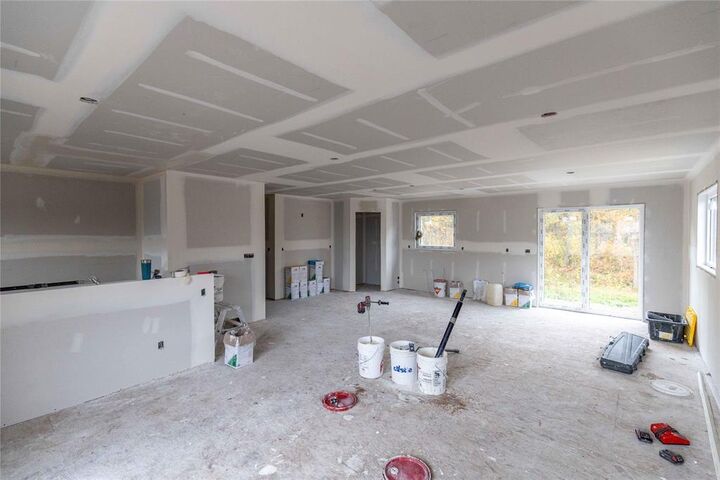 Property Photo:  112 Ravenhill Drive  MB R0A 0V2 