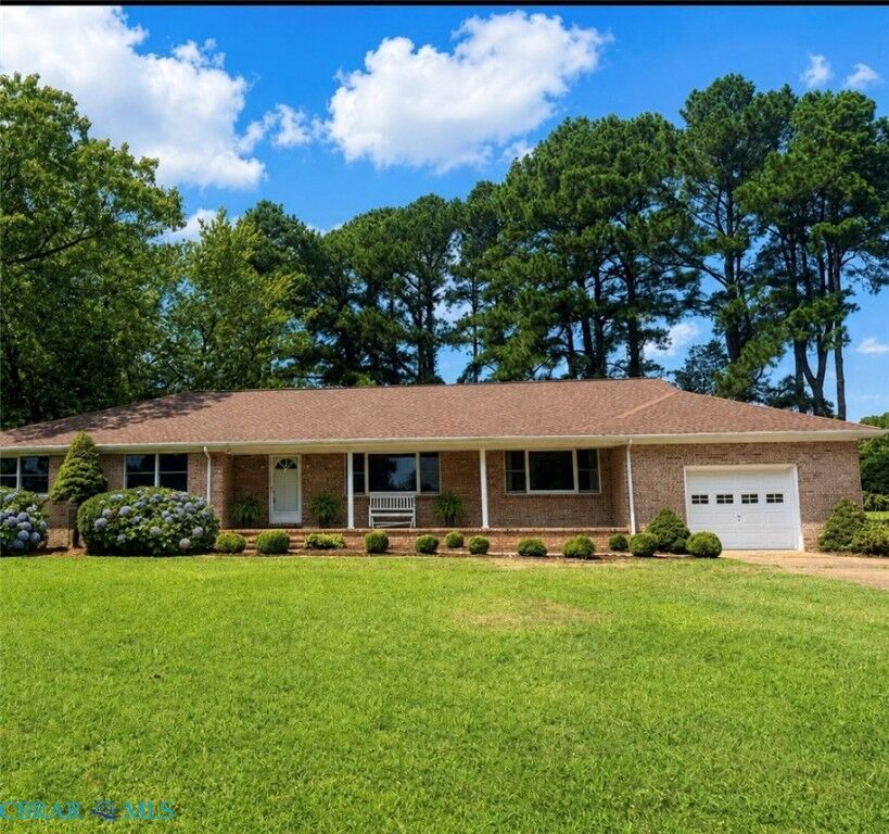 Property Photo: 364 Oak Point Road VA 23076