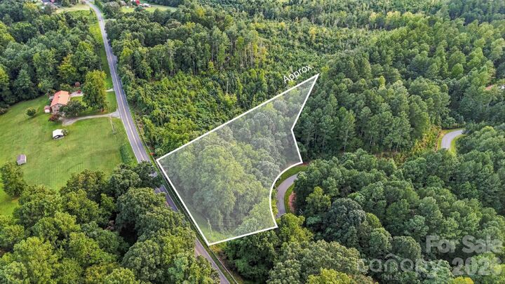 Property Photo: 1207 Lake Vista Drive NE NC 28690