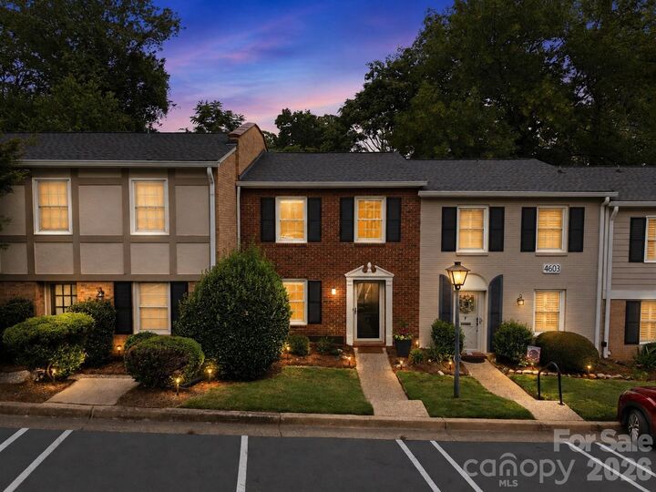 Property Photo:  4603 Hedgemore Drive  NC 28209 