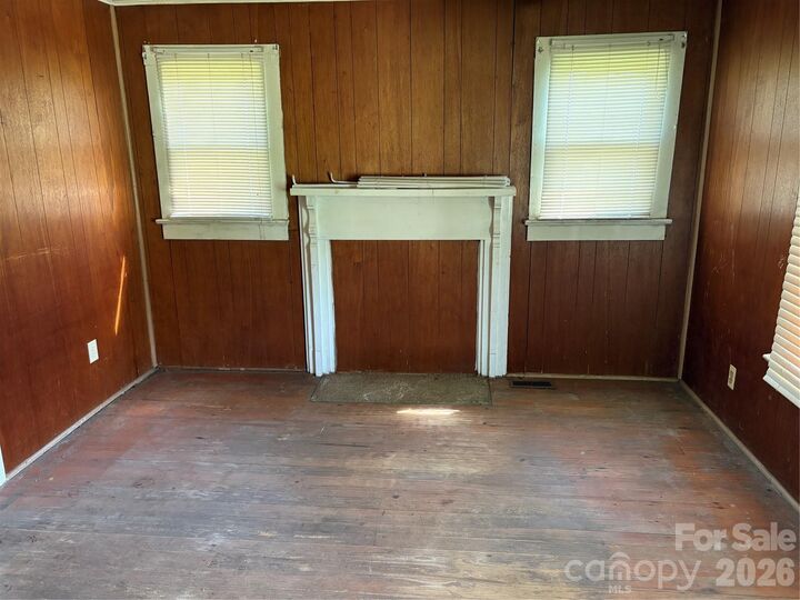Property Photo: 1306 Salem Road NC 28655