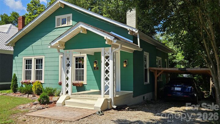 Property Photo:  607 3rd Street  NC 28159 