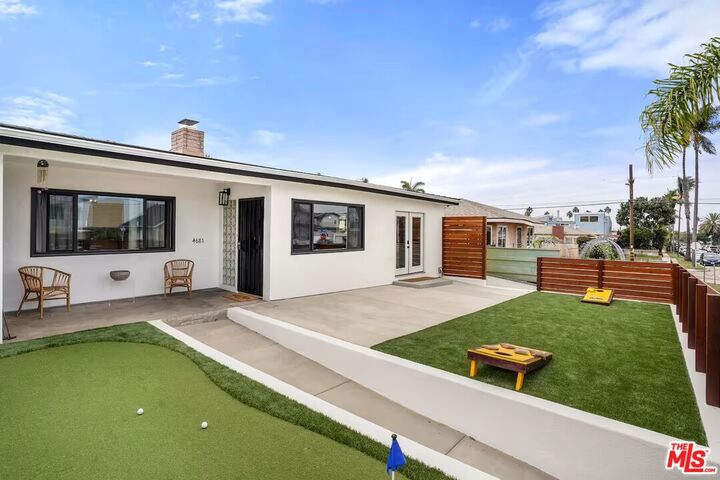Property Photo: 4683 Cape May Ave CA 92107