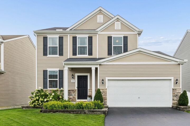 Property Photo: 5939 Ballydugan Drive OH 43119
