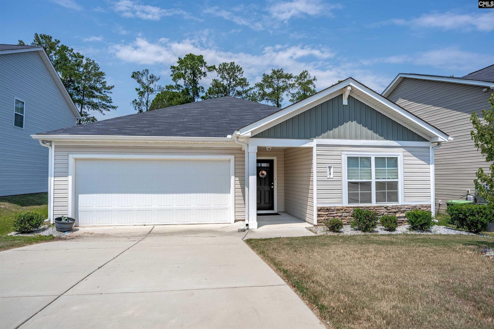 Property Photo: 857 Vanguard SC 29073