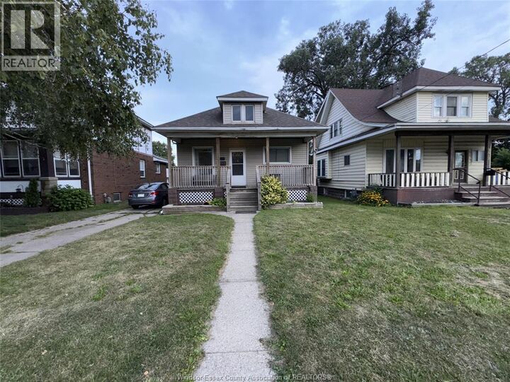 Property Photo:  3515 Sandwich Street  ON N9C 1B6 