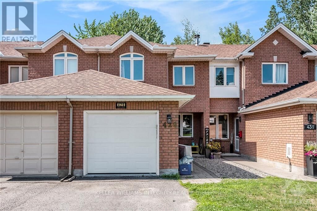 Property Photo:  429 Wincanton Drive  ON K4A 3X9 