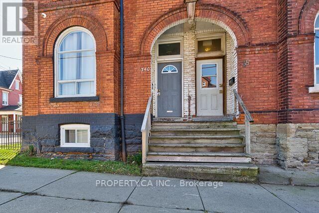 Property Photo:  340 Cannon Street East 2  ON L8L 2B9 