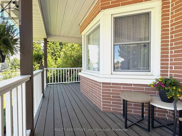 Property Photo: 120 Victoria Street East ON P1B 1P4