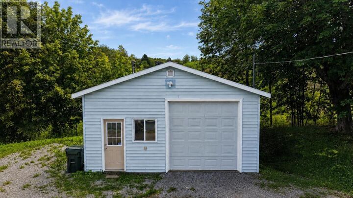 Property Photo:  344 Newlands Avenue  NS B1S 1Z4 