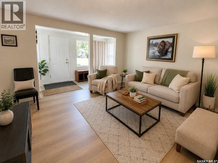 Property Photo: 118 1st Street W SK S0M 2T0