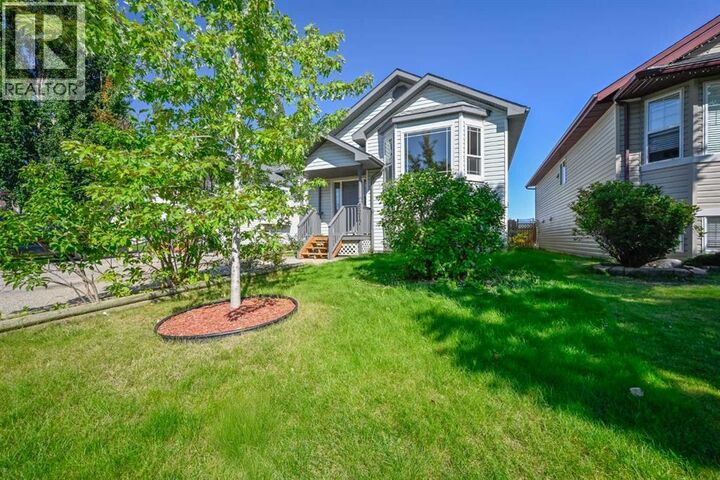 Property Photo: 6217 89 Street AB T8W 2P4