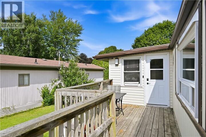 Property Photo:  73 Park Lane  ON N0B 2J0 