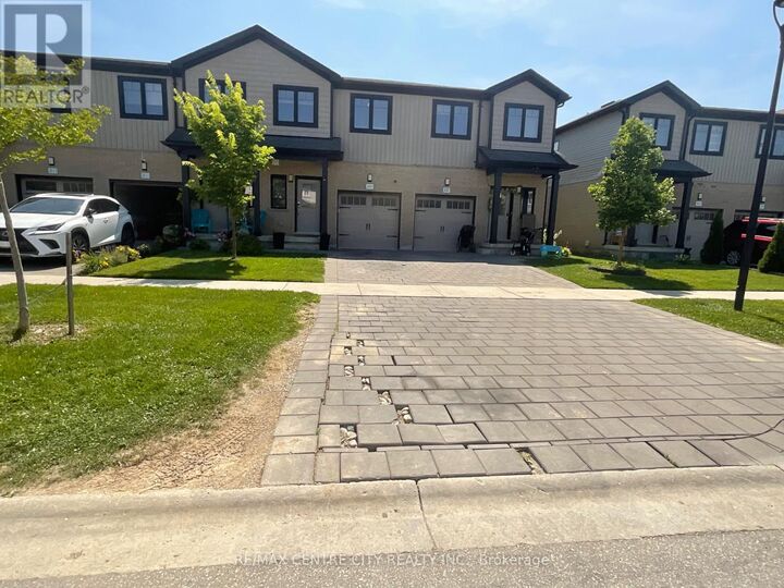 2609 Holbrook Drive 10 — photo 1