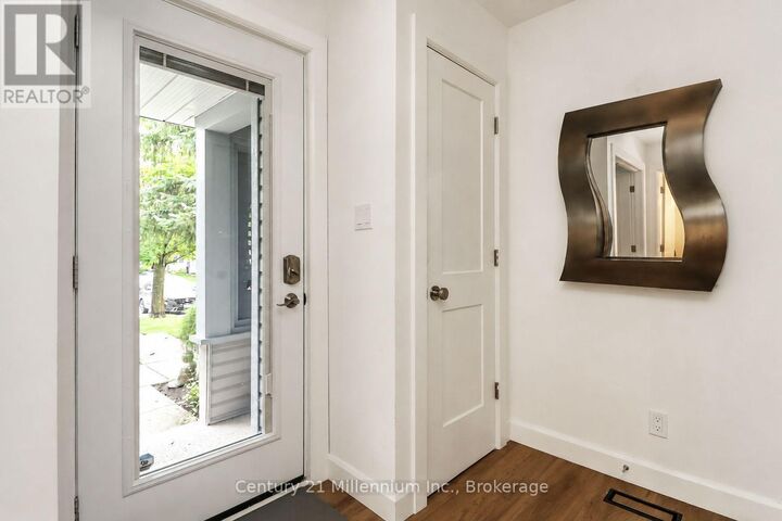 Property Photo:  146 Settlers Way 47  ON L9Y 0N9 