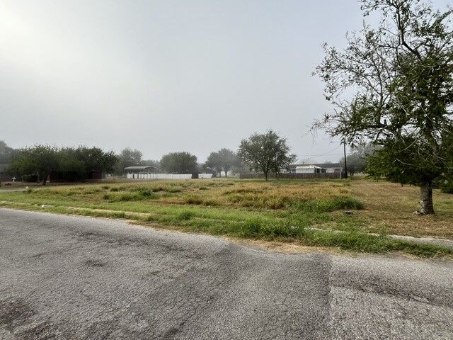 Property Photo:  1101 W Viggo Street  TX 78361 