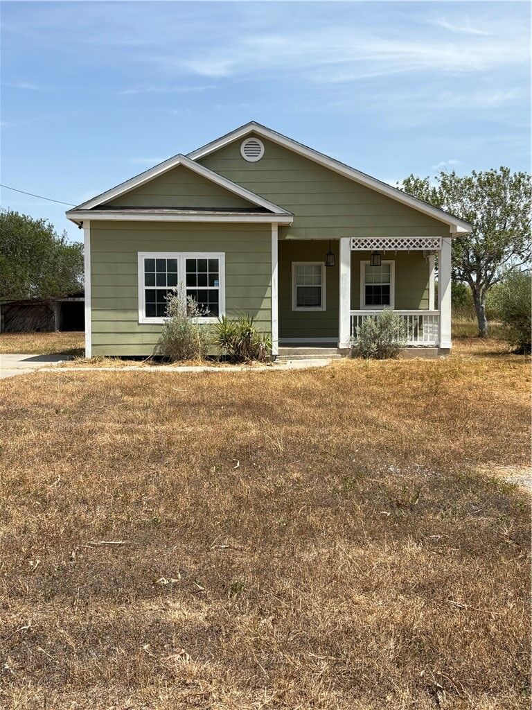 Property Photo: 131 W Oregon Street TX 78343