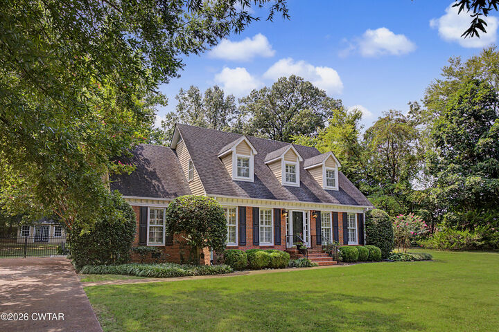 Property Photo:  604 Oak Hill Drive  TN 38012 