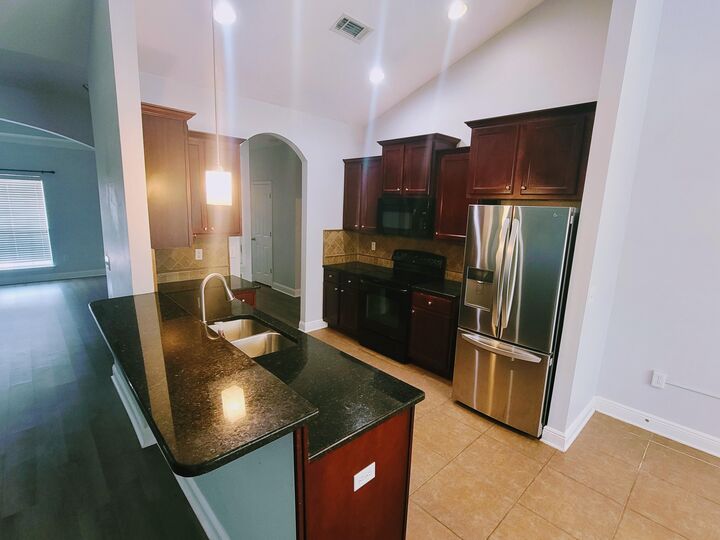 Property Photo:  121 Crab Apple Avenue  FL 32536 