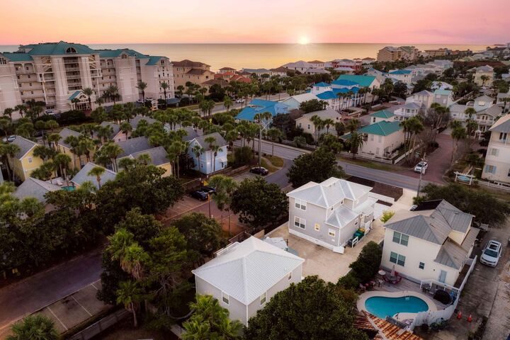 Property Photo: 73 Crystal Beach Drive FL 32541