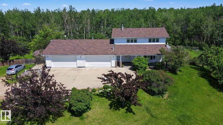 Property Photo:  51357 Rge Road 231  AB T8B 1K7 