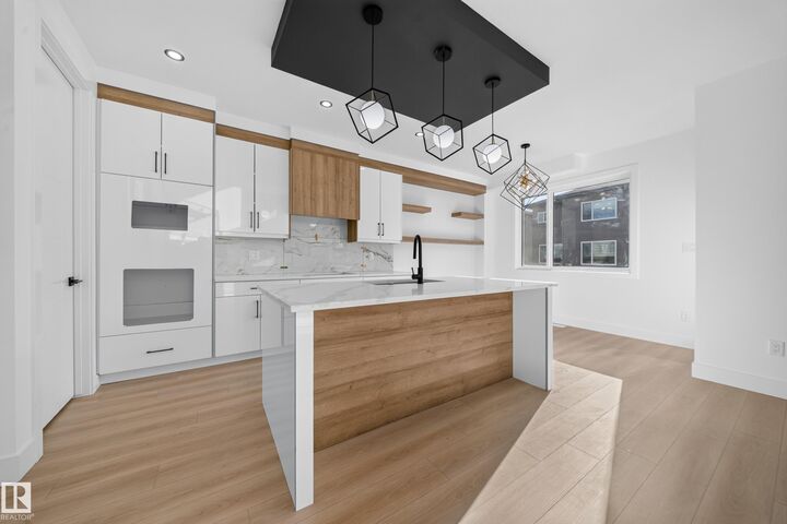 Property Photo: 6706 176A Avenue NW AB T5Z 0Y2