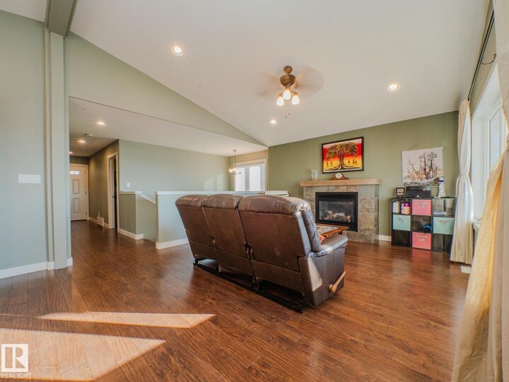 Property Photo:  55101 Ste. Anne Trail  AB T0E 1A1 