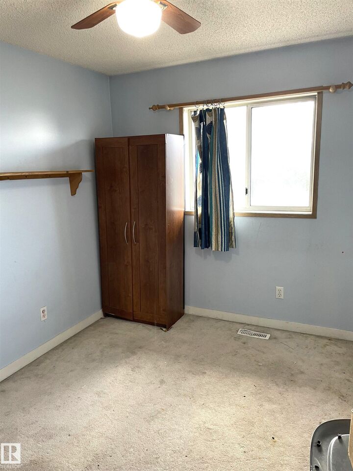 Property Photo: 1408 Jefferys Crescent NW AB T6L 6T4