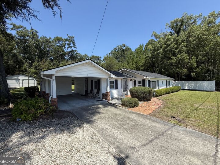 Property Photo:  209 Bradwell Street  GA 31313 