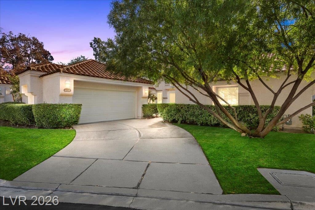 Property Photo: 6934 Emerald Springs Lane NV 89113