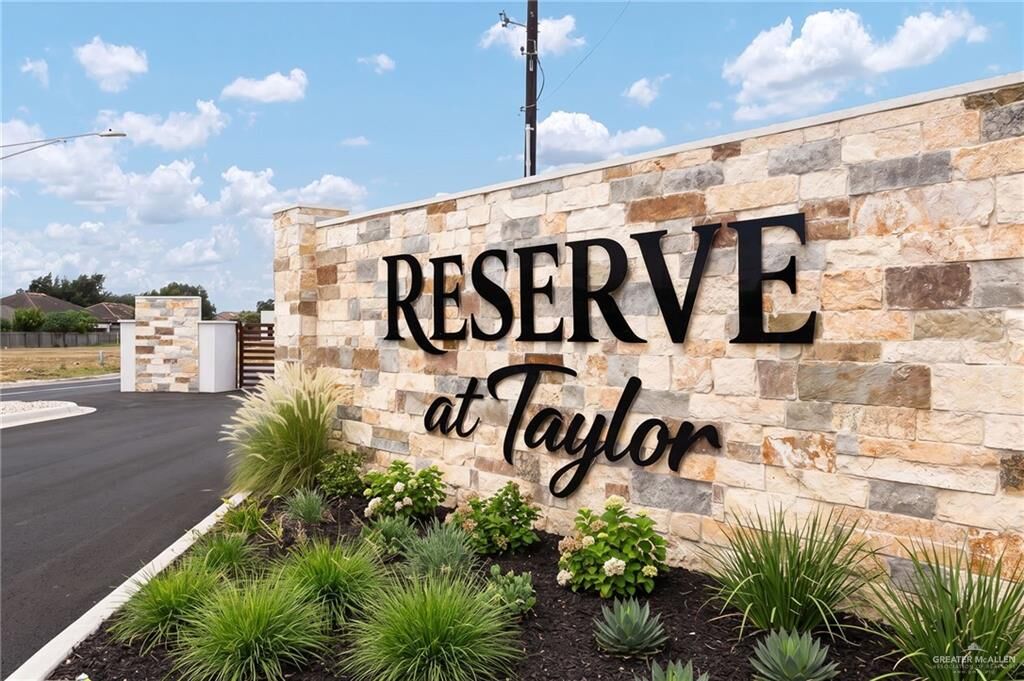 Property Photo:  2506 E 21st Street  TX 78572 