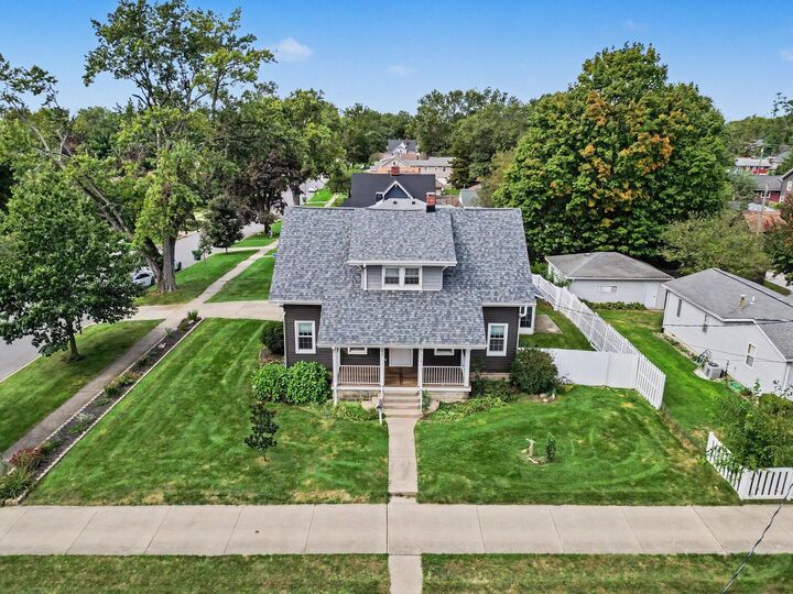 Property Photo:  901 Campbell Street  IN 46385 