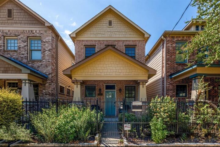 Property Photo:  5303 Nett Street A  TX 77007 