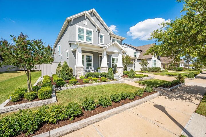 Property Photo: 43 W Sawyer Ridge Drive TX 77389