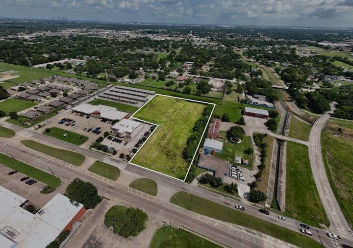 Property Photo:  0 Fairmont Parkway  TX 77504 