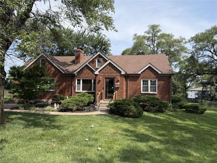 Property Photo: 10910 W 67 Street KS 66203