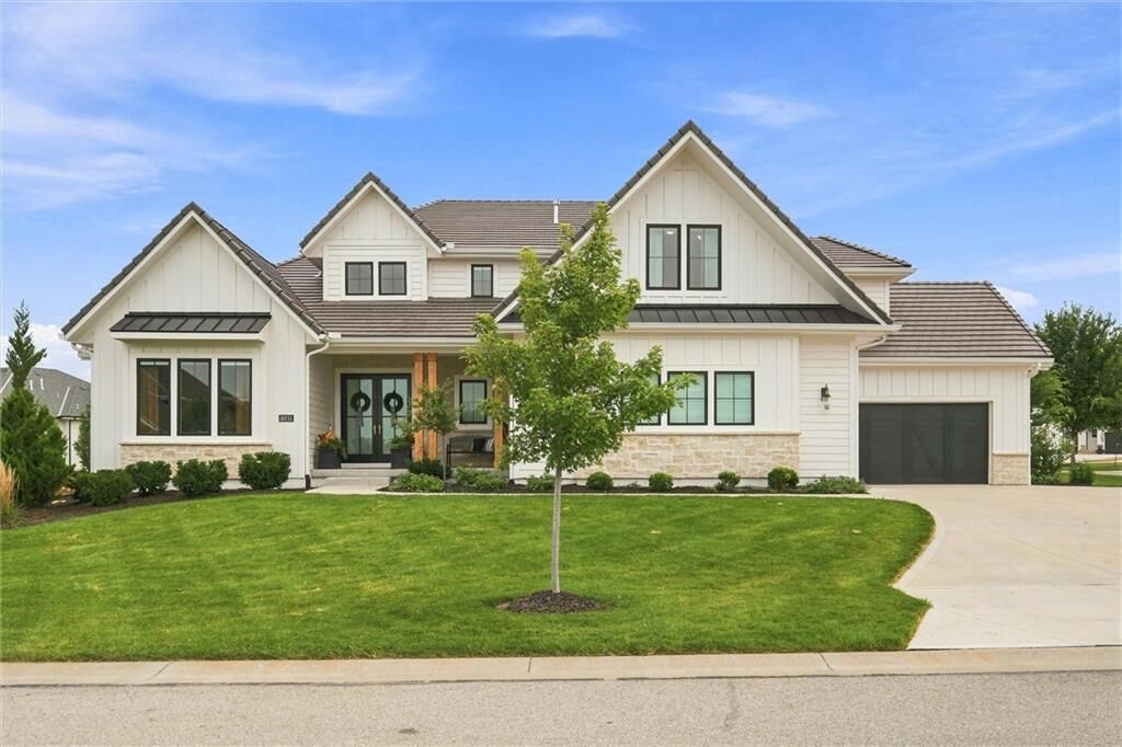 Property Photo:  10711 W 173rd Terrace  KS 66221 