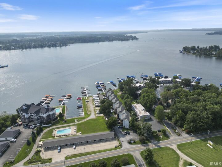 Property Photo: 10035 N Turkey Creek Rd #602 IN 46567