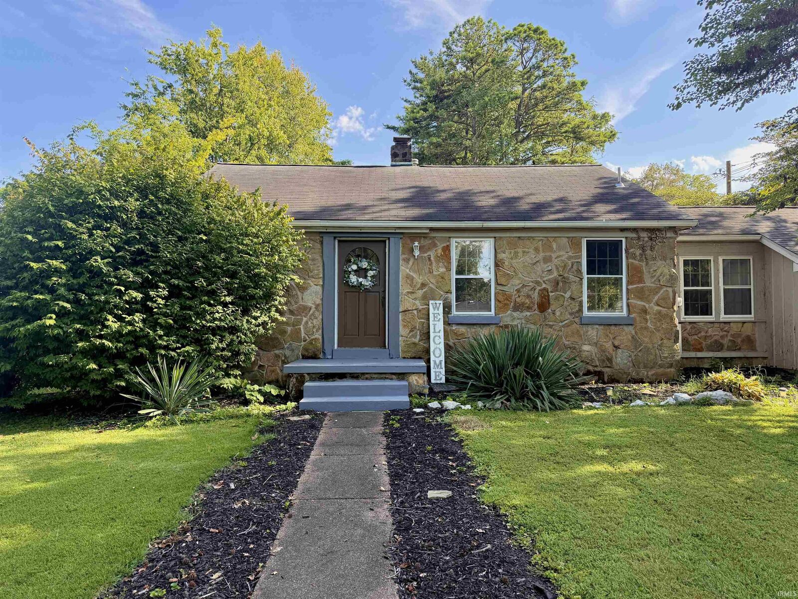 Property Photo: 7401 Adams Avenue IN 47715