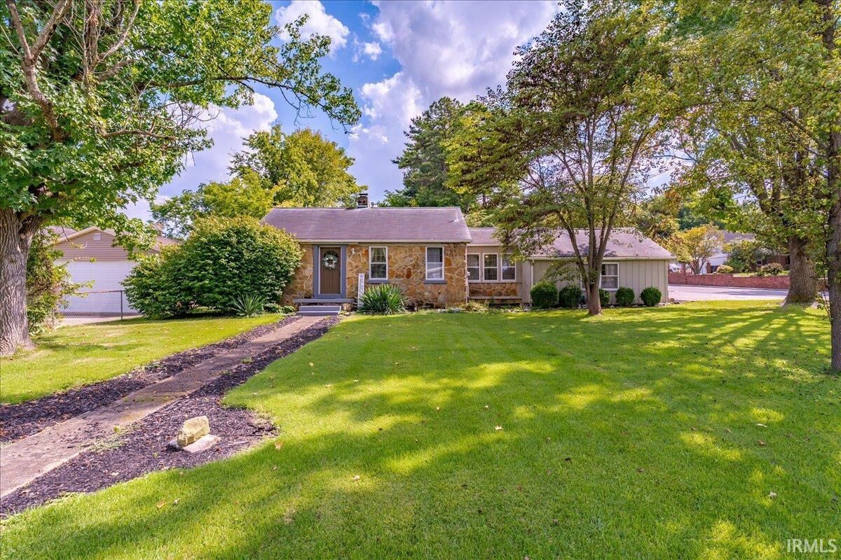 Property Photo: 7401 Adams Avenue IN 47715