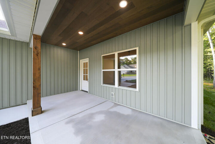 Property Photo: 387 Saint George Drive TN 38558
