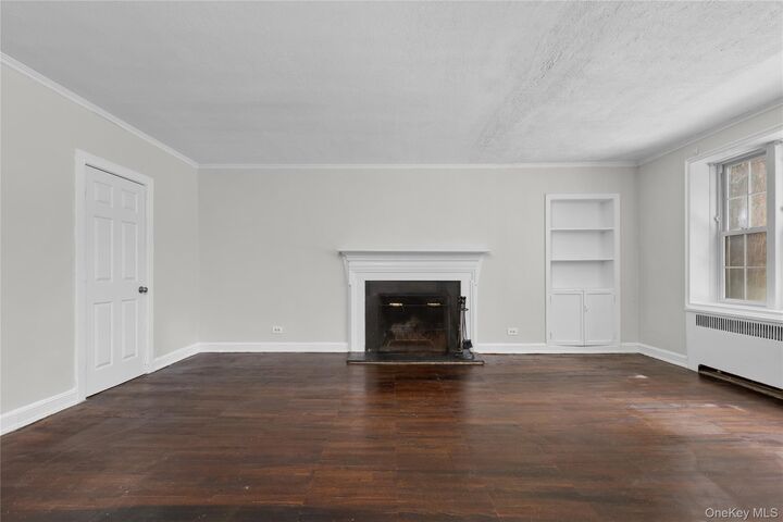 Property Photo:  100 Pinewood Road 1C  NY 10530 